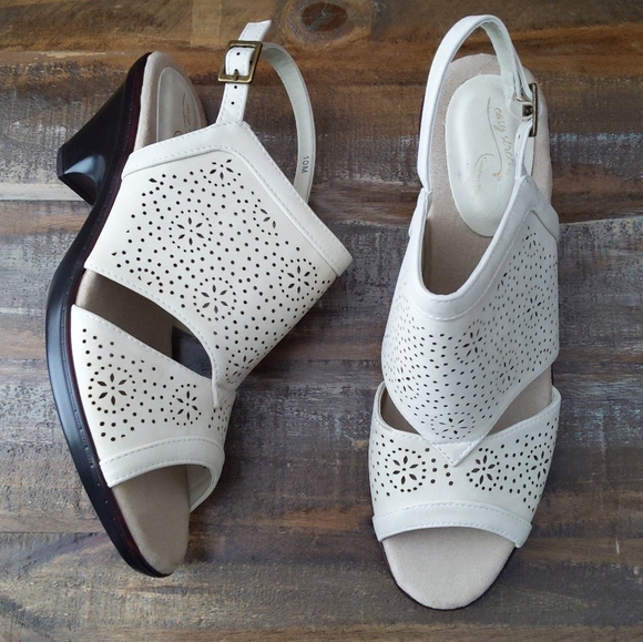 🆕🌿EASY COMFORT STREET SANDALS🌿 - Picture 7 of 9